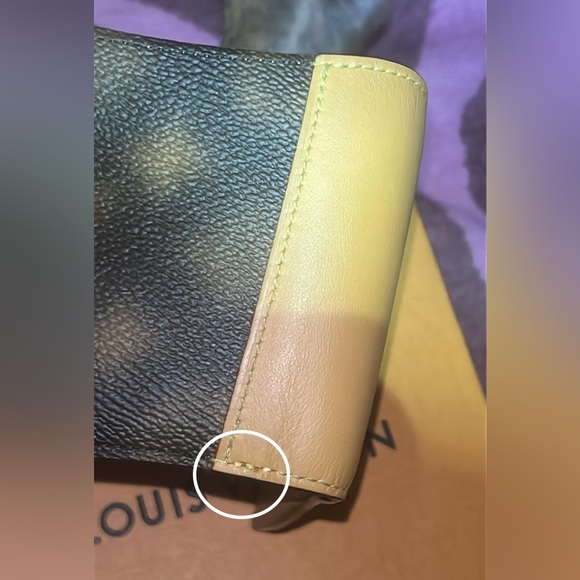 🔥 Louis Vuitton ‘Blurry’ Monogram Slim Wallet - Picture 14 of 16